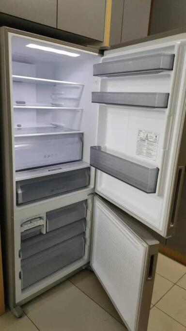 Conezion 3-Bedroom Condo @ Ioi City Mall Putrajaya Serdang  Ngoại thất bức ảnh